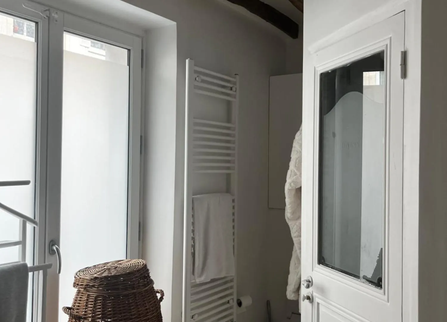 Deux Chambres En Plein Coeur De Montmartre, Paris Quarto em Acomodações Particulares